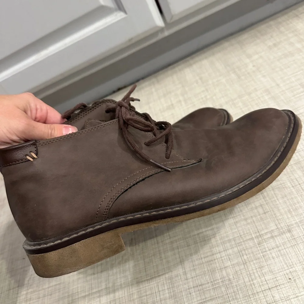 Men’s good fellow dress shoes